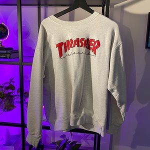 Thrasher pullover